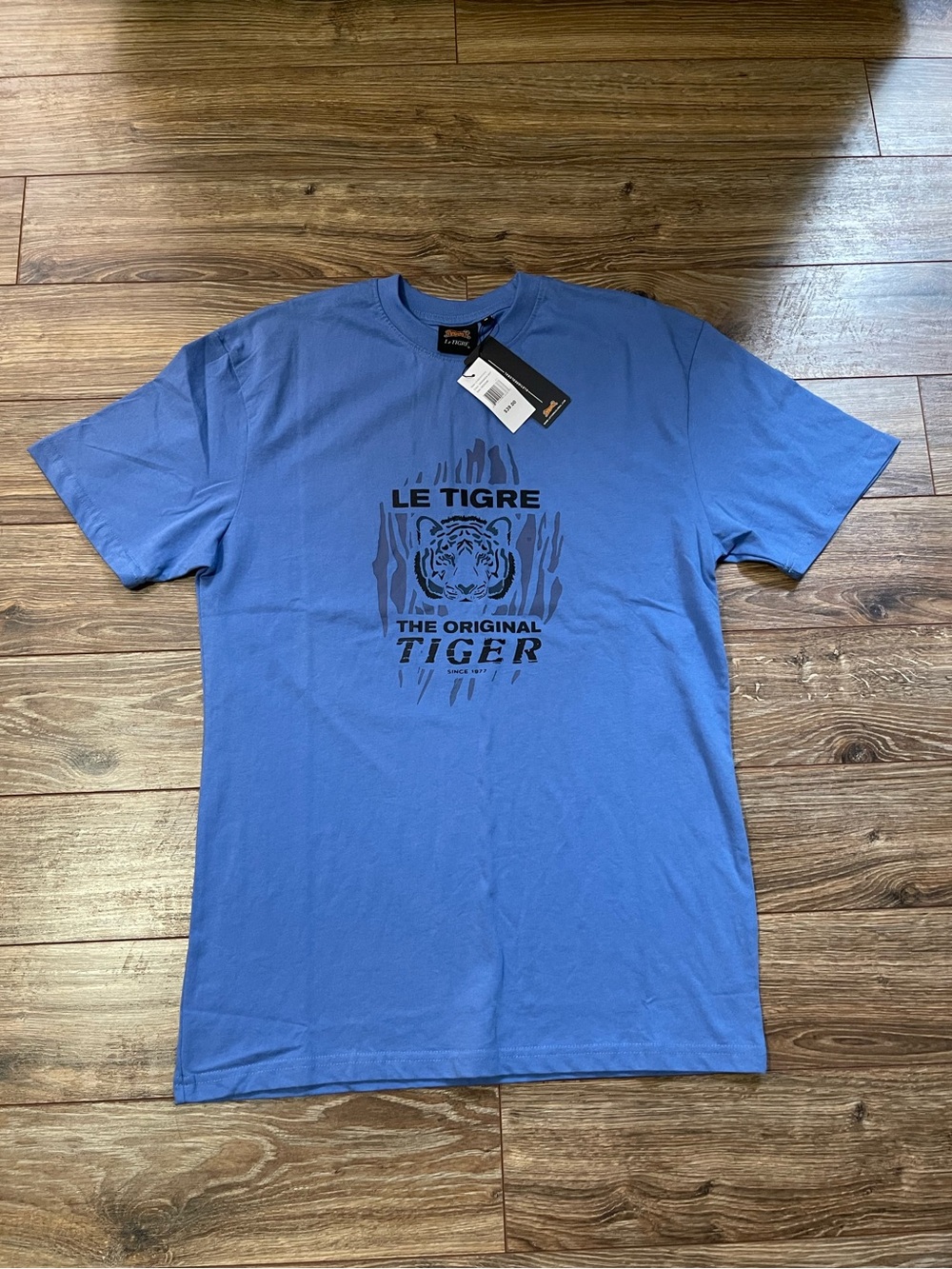 Le Tigre Men's Blue Graphic Crewneck Short Sleeve Tee
